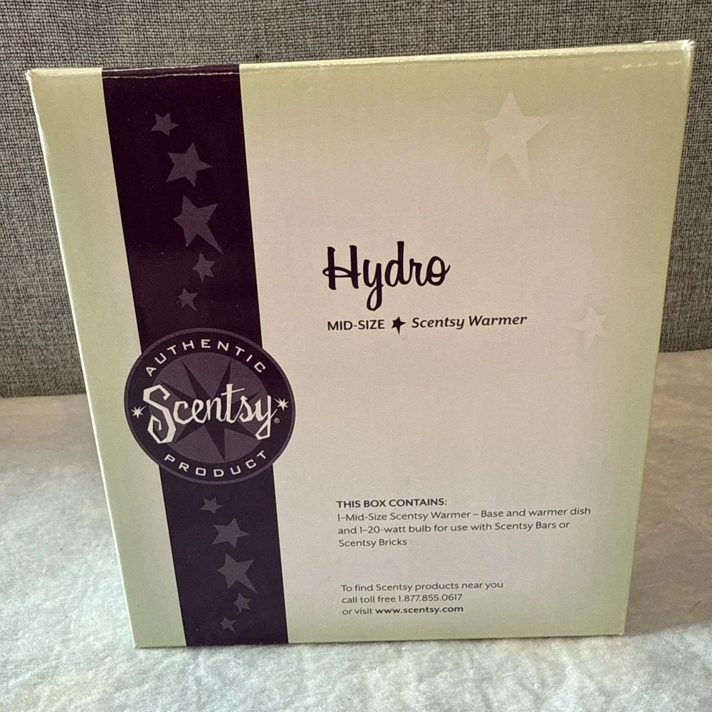 NEW‎ Scentsy HYDRO Mid-Size Wax Warmer Aqua Teal Diamond Embossed MSW-HYDR